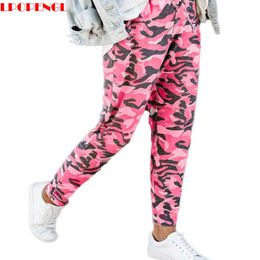 2020 Women's Pants Camouflage Womens For Leggins Graffiti Style Slim Stretch Trouser Army Green Leggings Deportes Pants Pink Q0801