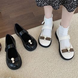 Lolita Shoes Pearl Princess Shoes Rhinestone Woman Flats Black Leather Girls Mary Janes Shoes Spring Autumn mujer 8880N