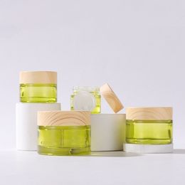 50g Clear Green Glass Jar Bottles with Bamboo grain Plastic Caps Face Cream Packaing Container Housekeeping T2I52899