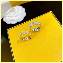 Modedesigner Silber Gold Perlenring mit Box Luxusschmuck Diamantringe Verlobungen für Frauen F Ringe Marken Halskette Neu 21112003R