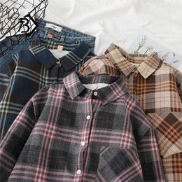 Winter Vintage Thick Warm Cotton Plaid Shirts Jacket Long Sleeve Turn-Down Collar Velvet Fleece Tops Loose Casual Outwear C 211109