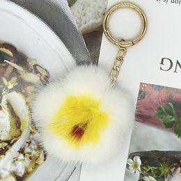 2021 Cute Luxury Brand Flower Daisy Fried Egg Key Chain Real Genuine Fox Fur Ball Pompom Ring Bag Pendant Charm For Women F336