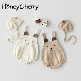 Baby Bodysuits Cute Bear Sleeveless Belt Cotton Hat-jacket + Hat For Infants Young Children Baby Girl Clothes 210701