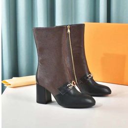 Sapatos de marca de luxo Botas de desenhador Botas altas e couro genuíno Outdoors moda Womens boot por bagshoe1978 02