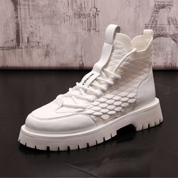 Designer Mens Fashion Socks Shoes Martin boots Sneakers Male High Tops Casual Walking Footwear Autumn 2021 Black White