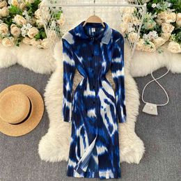 Ins Dyed Print Dress Women Fashion Autumn and Winter Vintage Buckle Fold Package Hip Sexy Vestidos Q510 210527