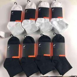 Men's Socks Mens Women Men Cotton All-match Classic Ankle Letter Breathable Black and White Mixing Football Basketball Sports Sock Designer Luxury Casual Comfort