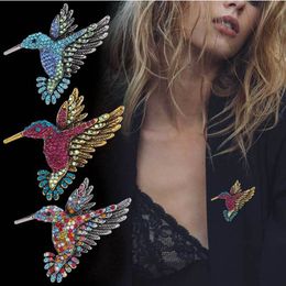-Nuovo diamante intarsiato colibrì spilla personalizzato abbigliamento animale pin sciarpa di seta pulsante doppio scopo