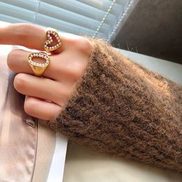 Fashion French Retro Finger Rings Hollow-Out Imitation Pearl Opening Ring Love Heart Index Finger Women Party Jewellery