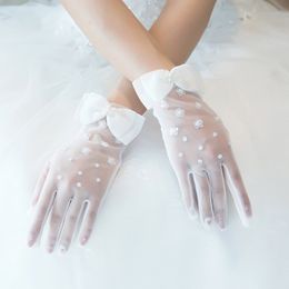 New Wedding Dress Bridal Weddings Gloves High Quality White Lace Korean Style Simple Short Spring and Summer Mesh Thin Pearl Gloves