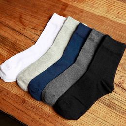 Plus size High Quality Men Business Cotton Socks Brand Dress Black Ankle White Casual Cheap Designer Pantufa In Tube X0710