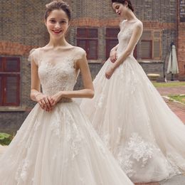 A Line Wedding Dresses Tulle Applique Race Wedding Gown V-neck Short-sleeves Cascading Skirt Bribal Gowns Vestidos De Novia