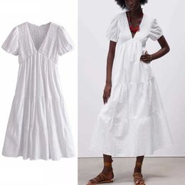 Za Openwork Embroidered Long Dress Women Short Puff Sleeve Pleat Vintage Summer Dress Feminine Chic Embroidery White Dress 210602