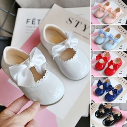 Toddler Infant Kids Girl Lace Crystal Bright Princess Party Leather Shoe Dance Shoe Solid Hook & Loop Children's Shoes For Girls 210308