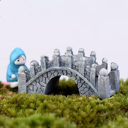 Resin Mini Bridge Miniature Landscape Fairy Garden Moss Terrarium Decoration Tool Garden Crafts DH7577