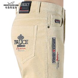 Winter Men Corduroy Trousers Comfortable Trendy Smart Business Leisure Man Pants Straight Leg Stretch Top quality big size 210714
