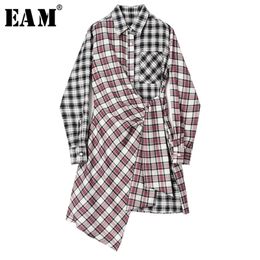 [EAM] Women Black Red Plaid Asymmetrical Dress New Lapel Long Sleeve Loose Fit Fashion Tide Spring Autumn 210223