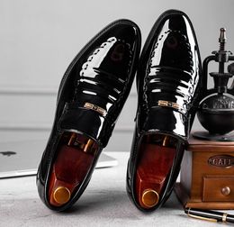 Men luxurys Wedding Shoes Microfiber PU Leather Formal Business Pointed Toe for designer Man Office work Dress Shoe Men's Oxford Flats Plus Size 38-48