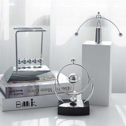 Modern Home Decoration ton's Pendulum Perpetual Motion Office Accessories Ball Physics Tumbler Desk Gift 211101