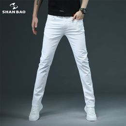 SHAN BAO Men's Fitted Slim White Jeans Spring Classic Brand High Quality Comfortable Cotton Stretch Fashion Casual Pants 210723