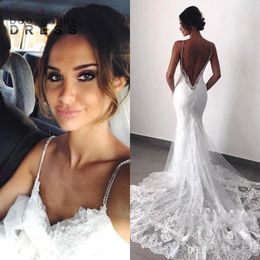 Sexy Spaghetti Straps V Neck Mermaid Wedding Dresses Backless Sleeveless Lace Beach Appliqued Boho Bridal Gowns Cheap