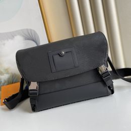 Luis Vuittons Designer Top Lvse Quality Bag Louisehandbag Voyager 5a Messenger Classic Flap Handbag Letters Printed Crossbody Shoulder Bags
