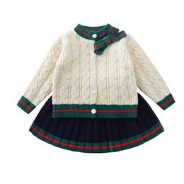 Completi di abbigliamento Primavera Autunno 2023 Moda per ragazze lavorata a maglia 2 pezzi Casual Maglione Cappotto Gonna Boutique Abiti Neonata Abiti invernali