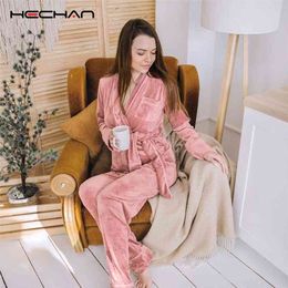 HECHAN Pink Velvet Pyjama Two Piece Set Warm Pocket Long Sleeve Robes And Pants Female Night Suit Casual Thick Sleepwear 210809