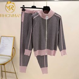 High Quality New Winter Woman Tracksuit Geometric stripeTurtleneck Zipper Knitted Cardigans + Pants Women Two piece Sets Y0625