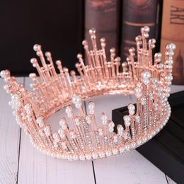 2021 Новая красивая принцесса головные уборы шикарные свадебные аксессуары Tiaras потрясающие кристаллы жемчуг свадебные тиары и коронки 12107