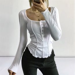 Women Exposed Seams Long Sleeve Top Curved Hem Fitted Long Sleeve T-shirt With Button Detail 211110