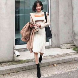 High Quality Fashion Elegant Midi Knitted Sweater Dress Winter Women Knit Bodycon Ruffles Pullover es 210603