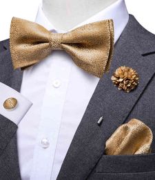 Hi-Tie Fashion Luxury Gold Business Wedding Bowties for Men Prooch Pocket Square Cufflinks Set Silk Bow Tie Necktie for Wedding Y1229