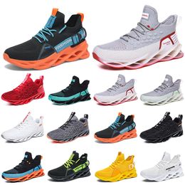 men running shoes breathable trainer wolfs grey Tour yellow triple white Khaki green Light Brown Bronze mens outdoor sport sneakers walking jogging