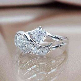 Fashion trend new personality ladies ring inlaid diamond angel wings engagement wedding jewelry gifts for women G1125