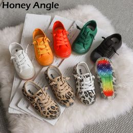 Estilo coreano crianças sapatos de lona para menina menino primavera outono leopardo rrint crianças sapatos menina bebê moda lona sapato 210308