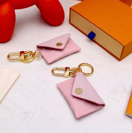 Designer Unisex Letter Wallet Keychains Fashion Purse Pendant Car Key Chain Charm Pink Flower Small Card Bag Keychain Accessories