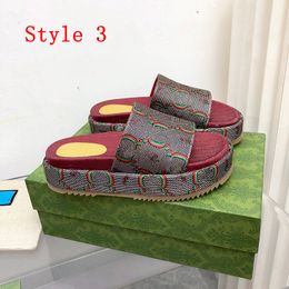 Luxury Slippers 2022 High Quality Ladies Platform Sandals Improved Ethnic Style Lambskin Fashion Summer Casual outdoor beach Slippers big size