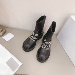 European and American fashion show women's boots metal chain design patent leather splicing wear-resistant outsole