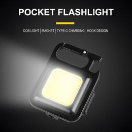 Party Favour Mini LED Portable USB Rechargeable Work Light 800 Lumens Bright Keychain Small Pocket Flashlights For Outdoor