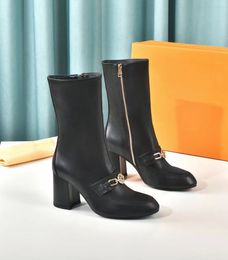 Kadınlar Binbaşı Ayak Bileği Uzun Botlar Moda Lace Up Platformu Deri Martin Boot Üst Tasarımcı Bayanlar Mektup Baskı Kış Overknee Patik Ayakkabı 191