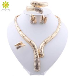 African Dubai Bridal Jewellery Sets For Women Wedding Crystal Necklace Earrings Set Fashion Gold Costume Jewellery H1022