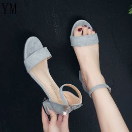 2020 Fashion Best Cheap Anti-Season Summer Hollow Ladies Ankle Strap Shoes Moderate Block Heel Sandal Party Shoes X0526