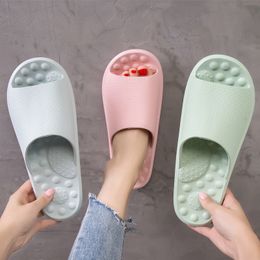 Non slip Bathroom Slipper Women Massage Slippers Summer Fashion Indoor Outdoor Flip Flops Woman Shoes Beach Men Slide Y200423