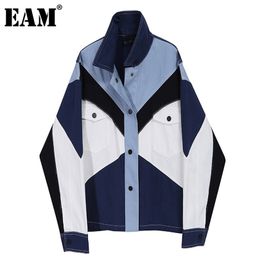 [EAM] Loose Fit Blue Conrtast Color Big Size Denim Jacket Lapel Long Sleeve Women Coat Fashion Spring Autumn 1DB903 211014