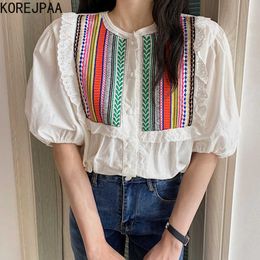 Korejpaa Women Shirt Korean Chic Vintage Embroidered Lace Stitching O-neck Loose Single Row Button Bubble Sleeve Blouse Top 210526