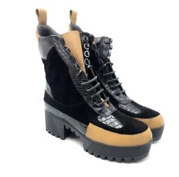 Mulheres Alta Qualidade Botas de Moda Popular Real Genuine Vaca De Couro Mulheres Boot Sapatos de Bota US5 - US10