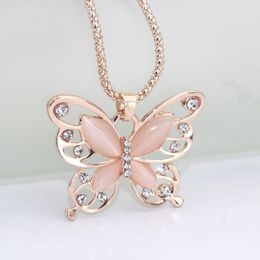 Chains 2021 Fashion Flawless Women Lady Necklace Choker Pendent Rose Gold Opal Butterfly Pendant Exquisite Sweater Chain