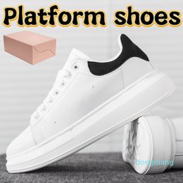 Top Quality Platform shoes with box black velvet rainbow laser blue yellow reflective white burgundy rubber tail mens womens sneaker