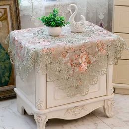 Top Qualtiy Romantic lace tablecloth wedding decoration bedside cover cabinet cloth dustproof towel bedroom textile 211103
